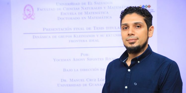 UES graduará al primer doctor en Matemáticas